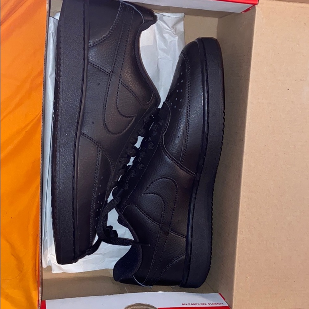 Nike court vision Lo